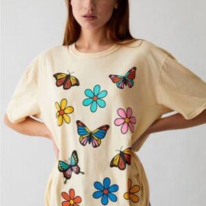 This women's T-shirt is a must-have for anyone who loves cute and stylish clothi